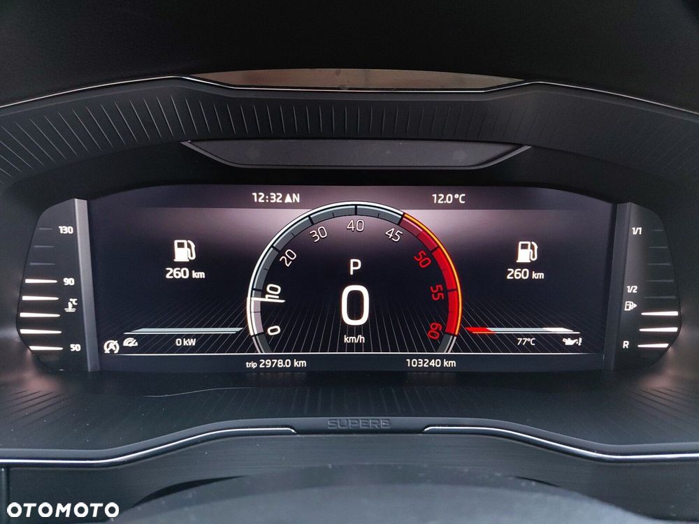 Skoda Superb 2.0 TDI SCR Style DSG - 27