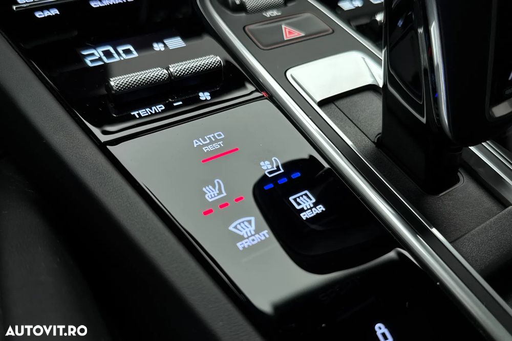 Porsche Cayenne Coupe E-Hybrid Tiptronic S Platinum Edition - 30