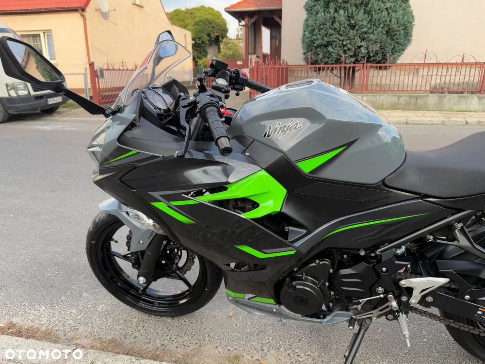 Kawasaki Ninja 400 - 18