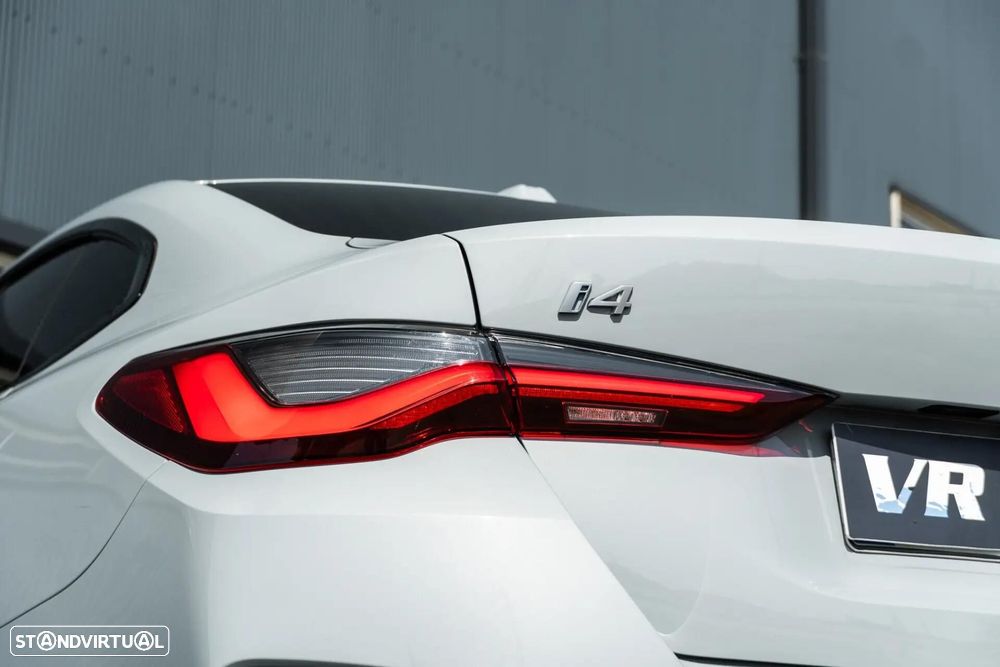 BMW i4 eDrive40 Pack Desportivo M - 40