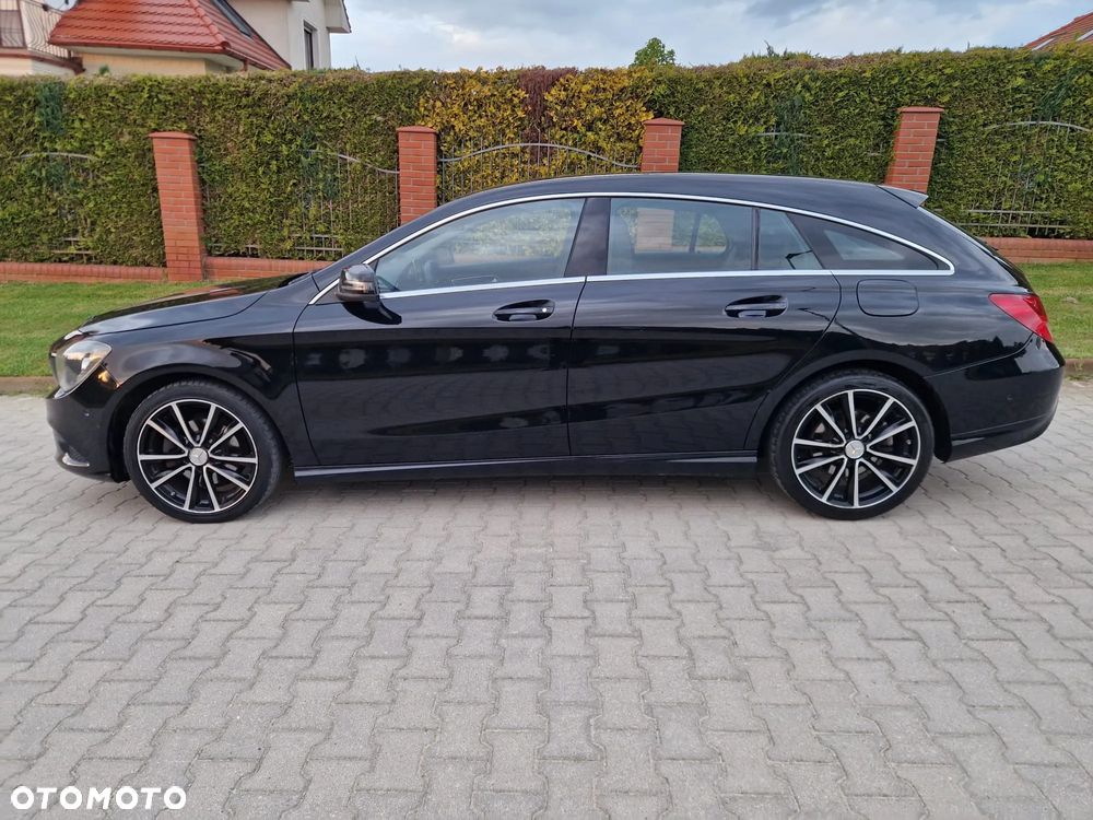 Mercedes-Benz CLA 200 CDI 7G-DCT Urban - 18