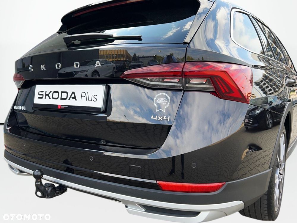 Skoda Octavia 2.0 TDI 4x4 Scout DSG - 36