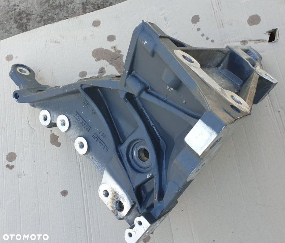 MOCOWANIE WSPORNIK ZDERZAKA PODWOZIA 83867 PRAWY LEWY 2306464 2306463 - 7