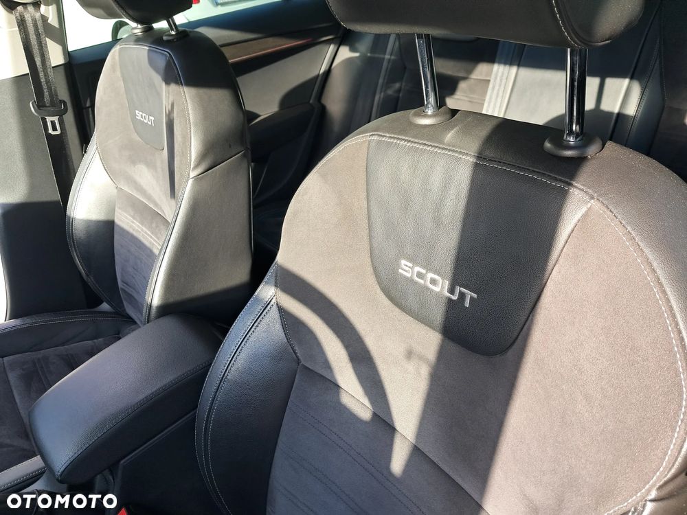 Skoda Octavia 2.0 TDI (Green tec) 4x4 DSG Scout - 12