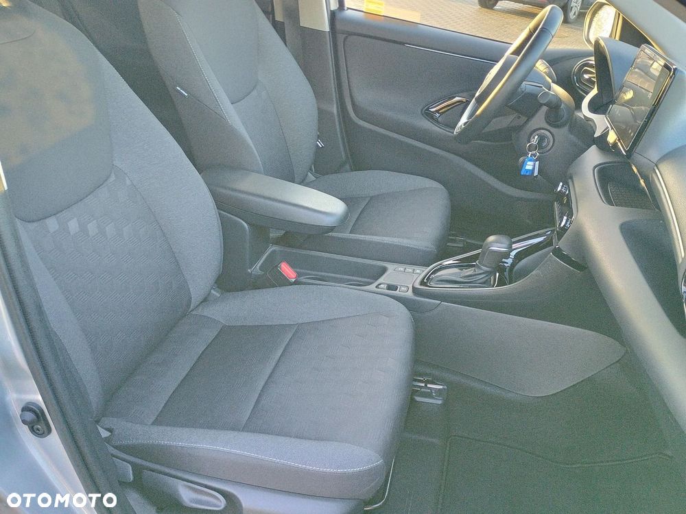 Toyota Yaris Hybrid 1.5 Style - 12