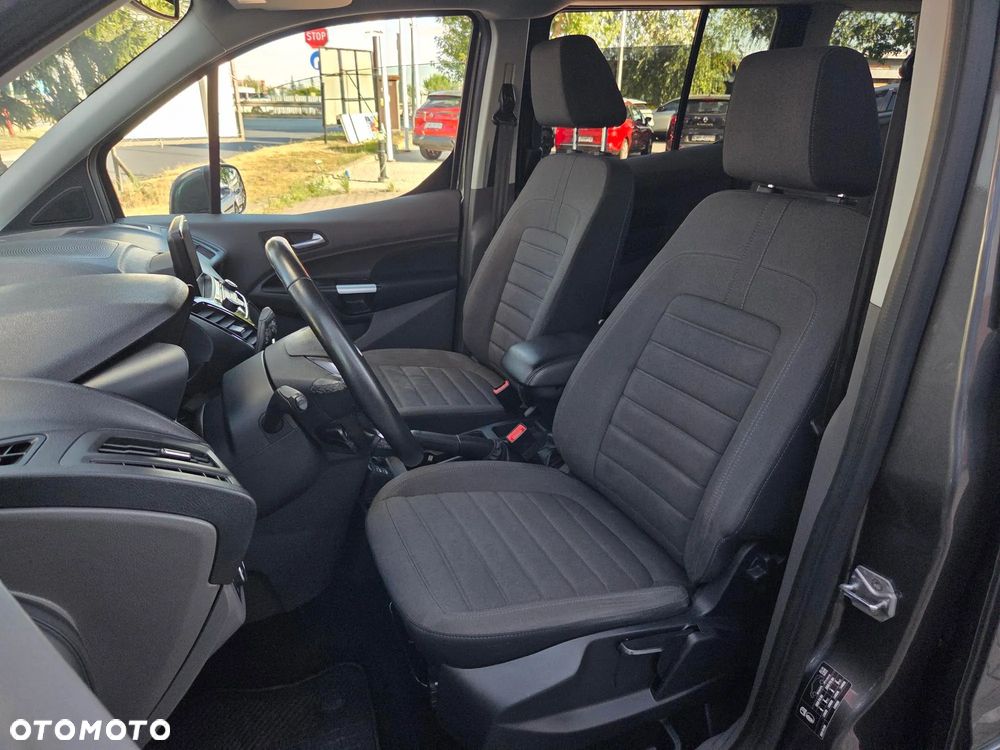 Ford Tourneo Connect Grand - 13