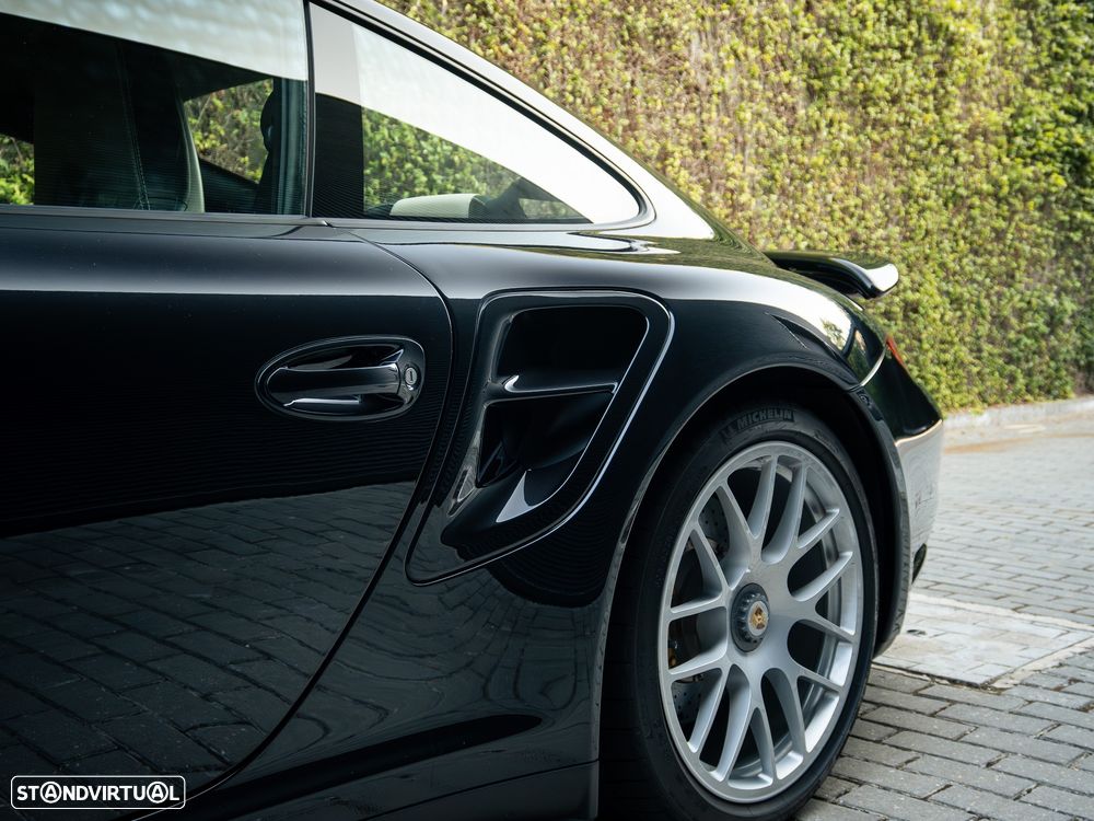 Porsche 911 (997) Turbo S PDK - 14