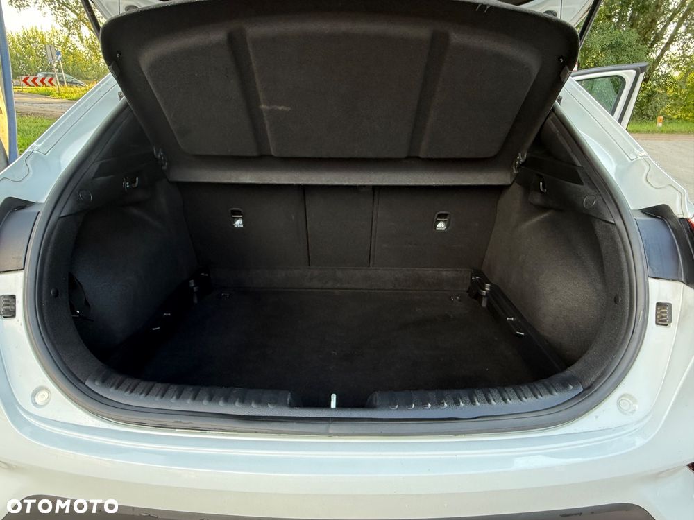 Kia XCeed 1.6 T-GDI L DCT - 14