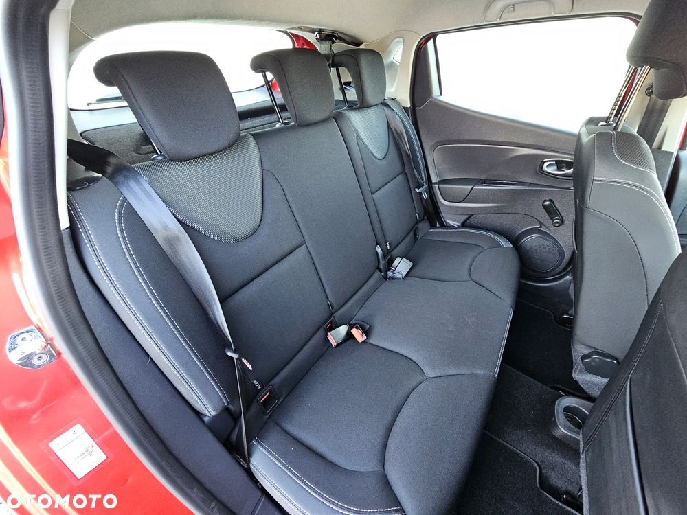 Renault Clio TCe 90 Limited - 10
