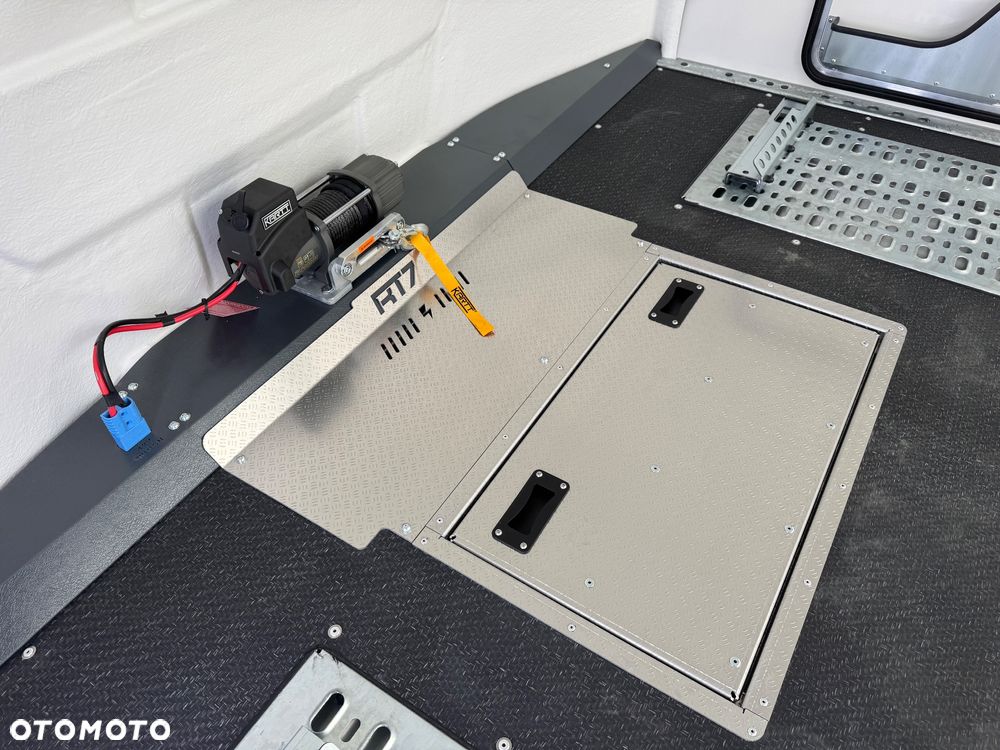 Brian James Trailers Race Transporter 7 - 19