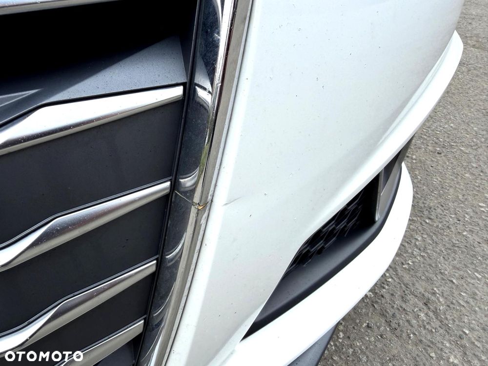 Audi A4 Avant 40 TDI Sport S tronic - 19