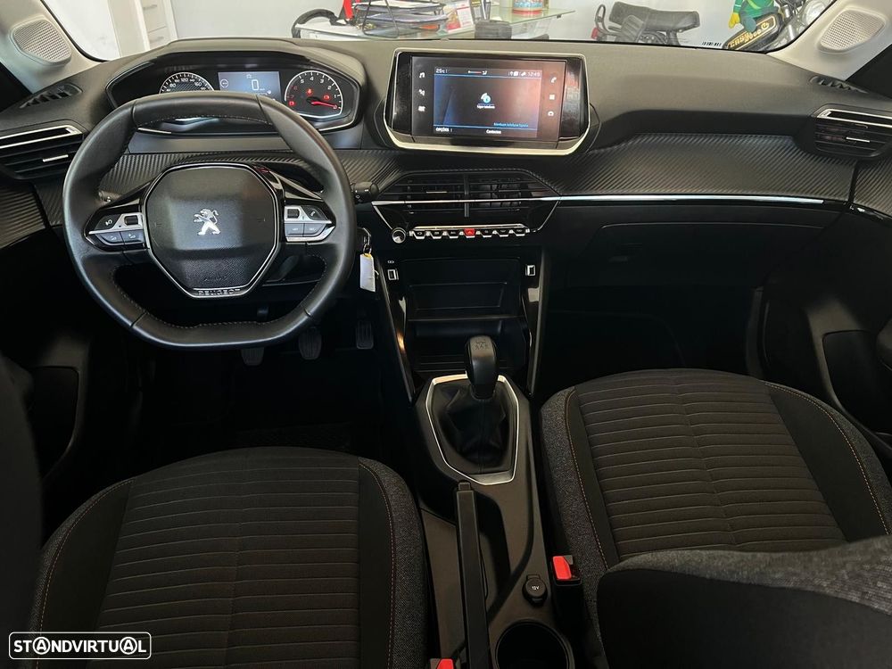 Peugeot 208 1.2 PureTech Active - 17