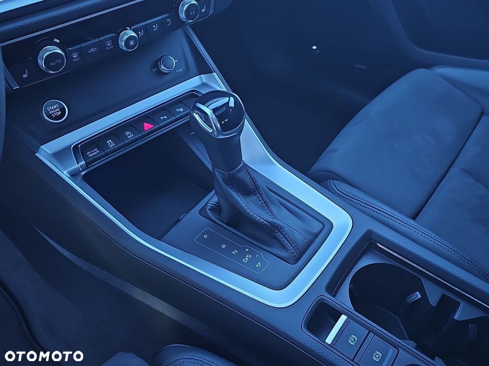 Audi Q3 35 TFSI mHEV S-Line S tronic - 21