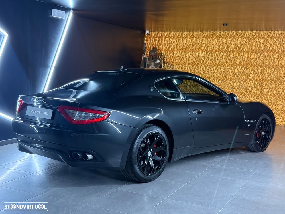 Maserati Granturismo - 7