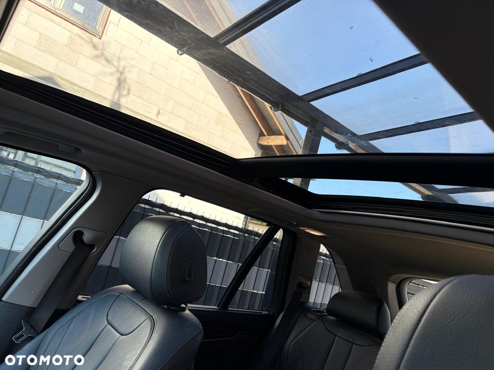 BMW X5 xDrive35i - 32