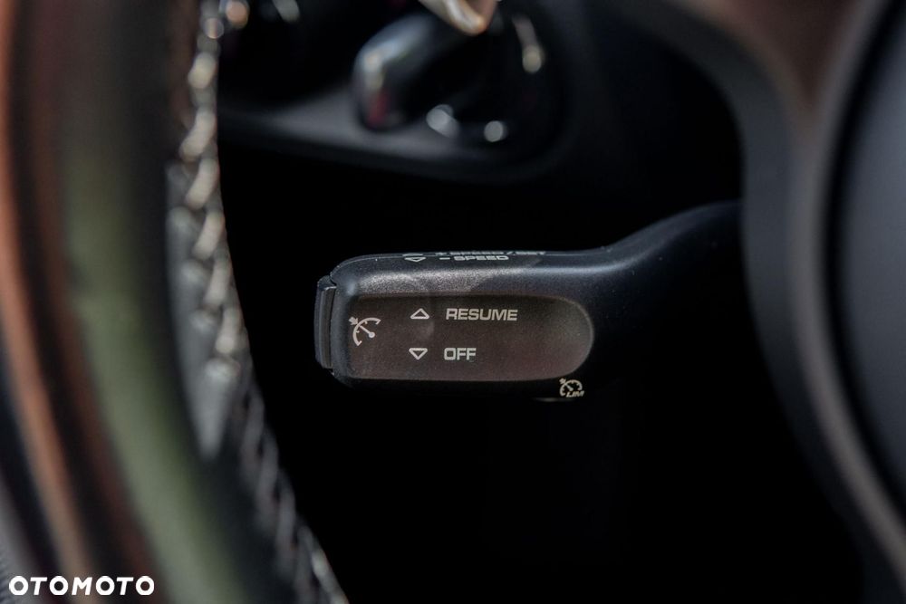 Porsche Macan Standard - 22