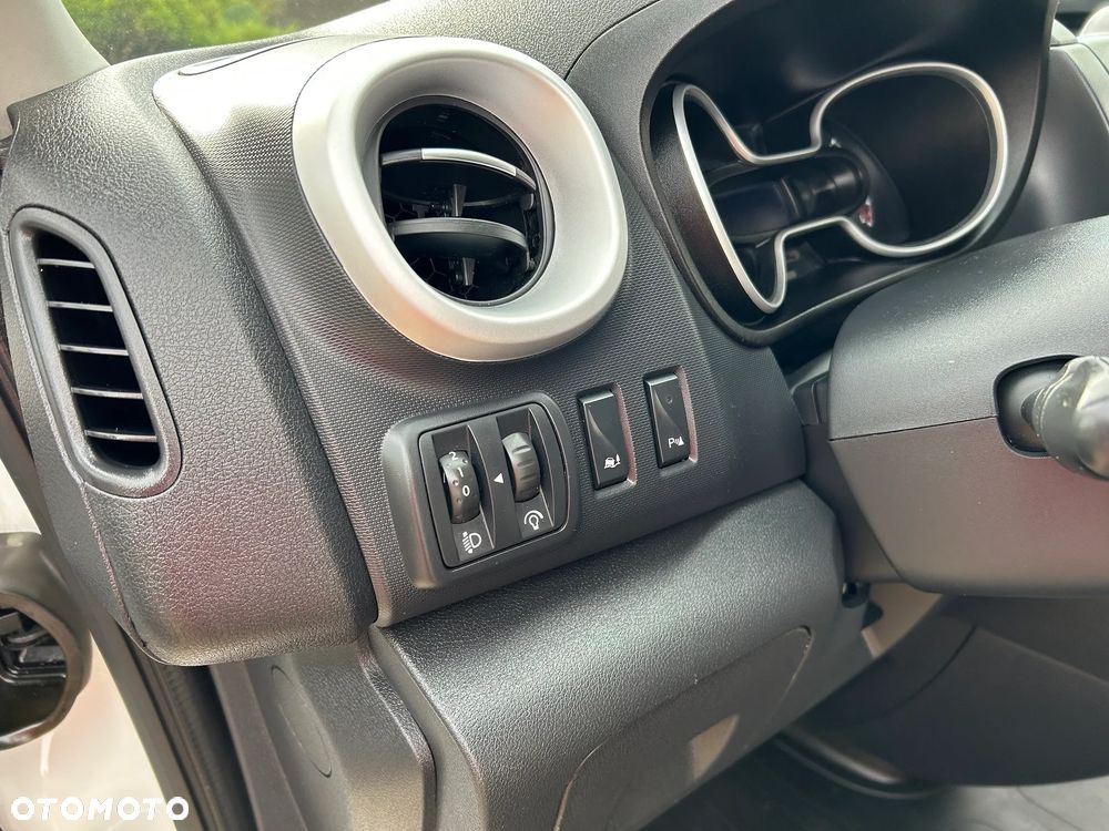 Renault Trafic - 9