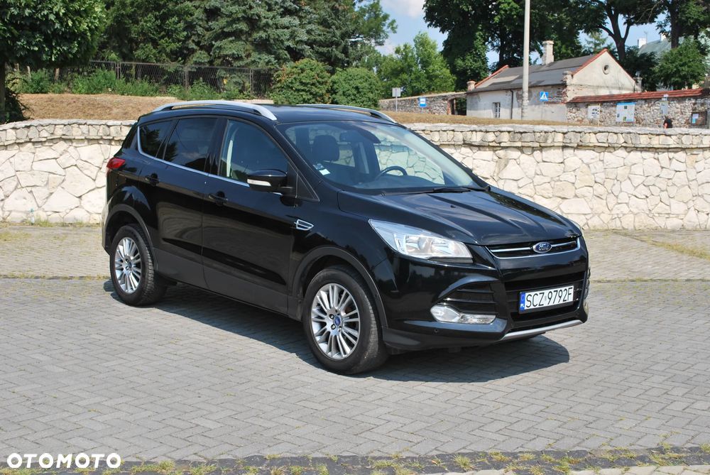 Ford Kuga 2.0 TDCi 2x4 Titanium - 10