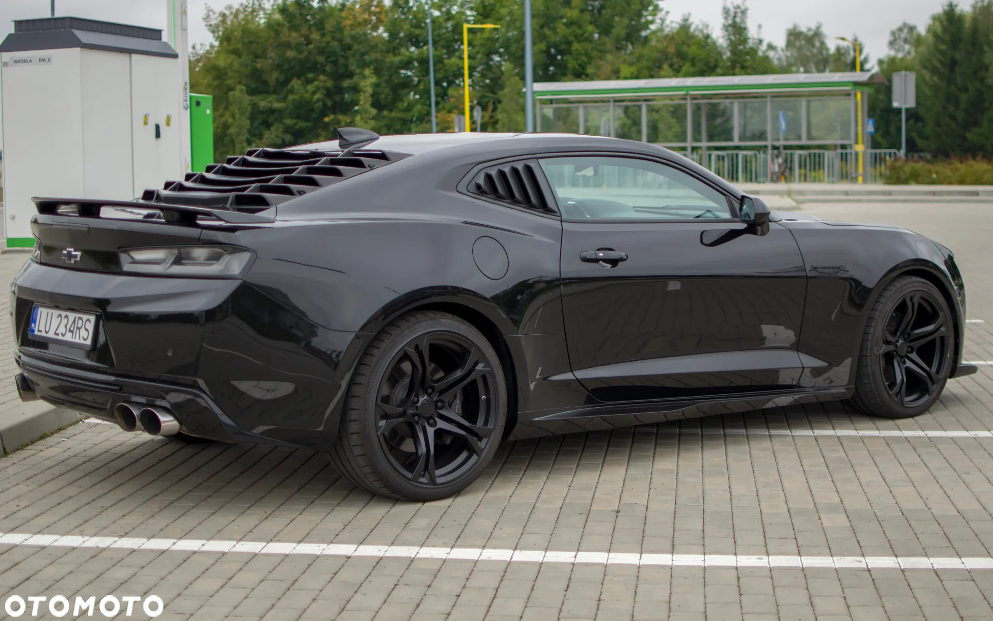 Chevrolet Camaro - 12