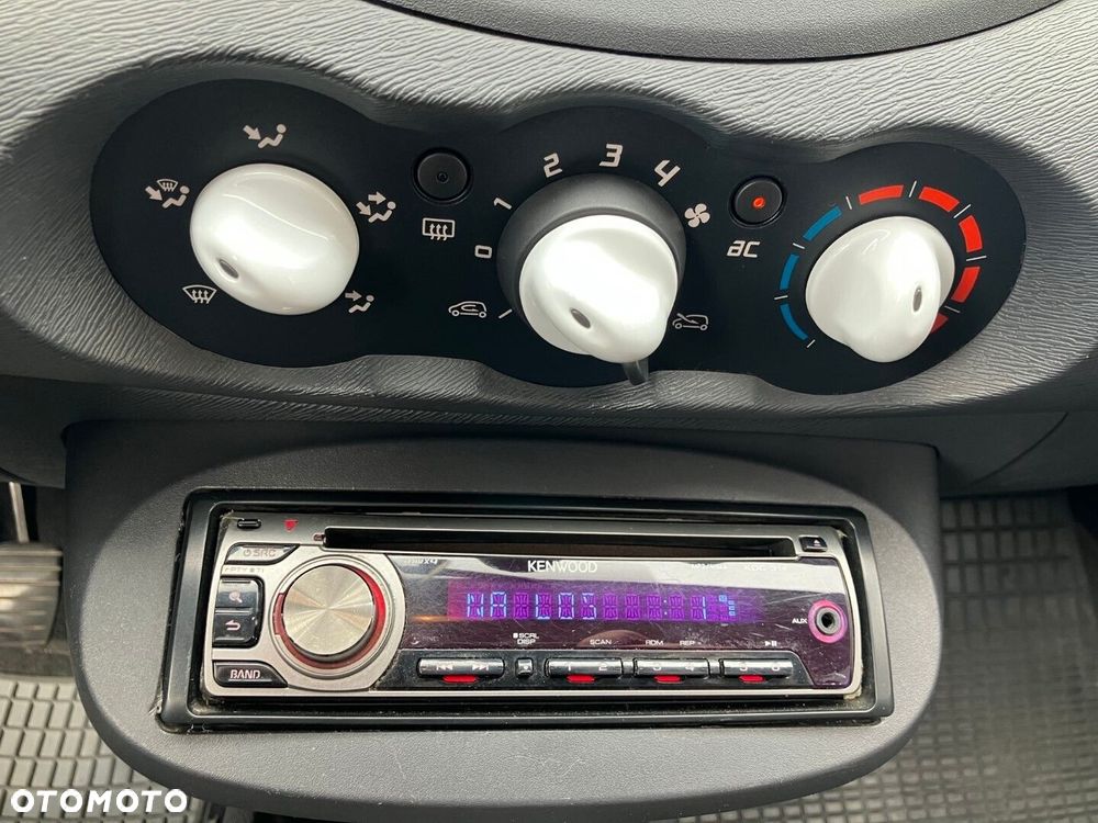 Renault Twingo 1.2 16V Miss Sixty - 15