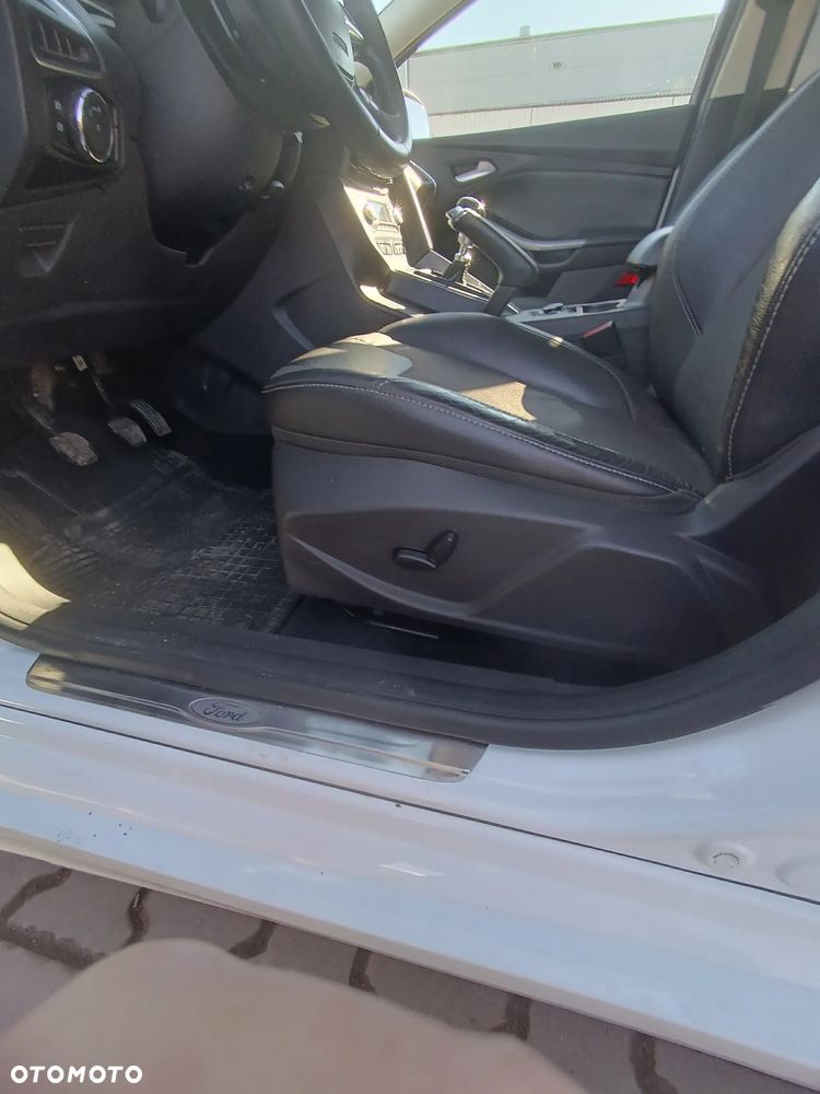 Ford Focus 1.6 EcoBoost Start-Stopp-System Champions Edition - 18