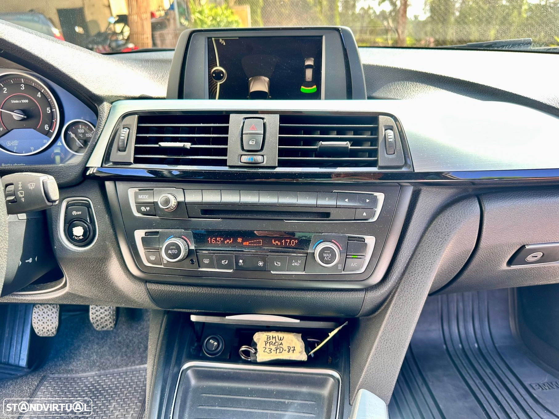 BMW 318 d Touring Line Sport - 38