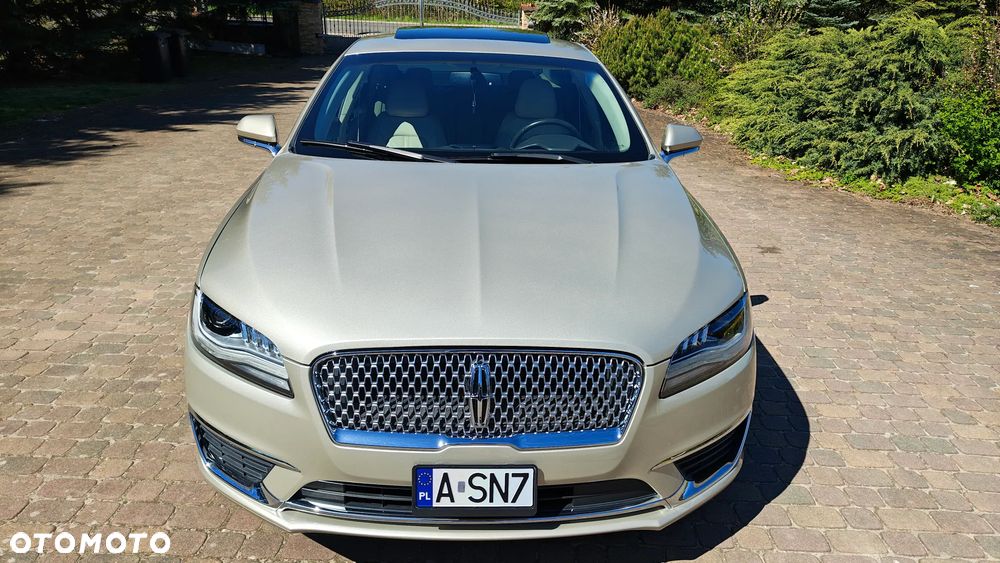 Lincoln MKZ - 4