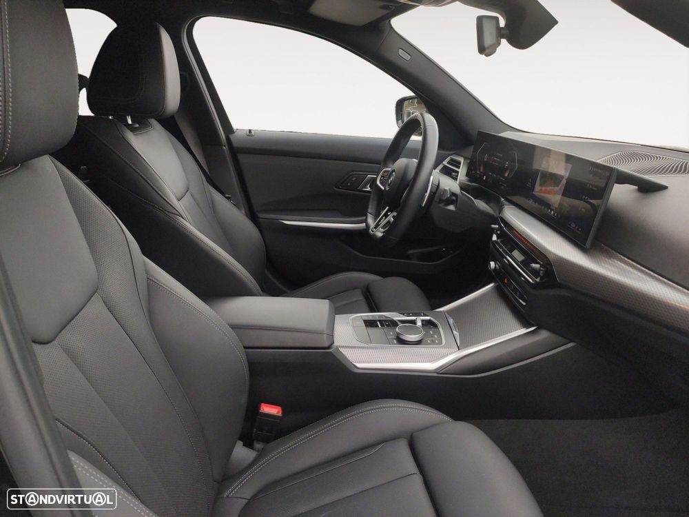 BMW 330 e Pack Desportivo M Auto - 15