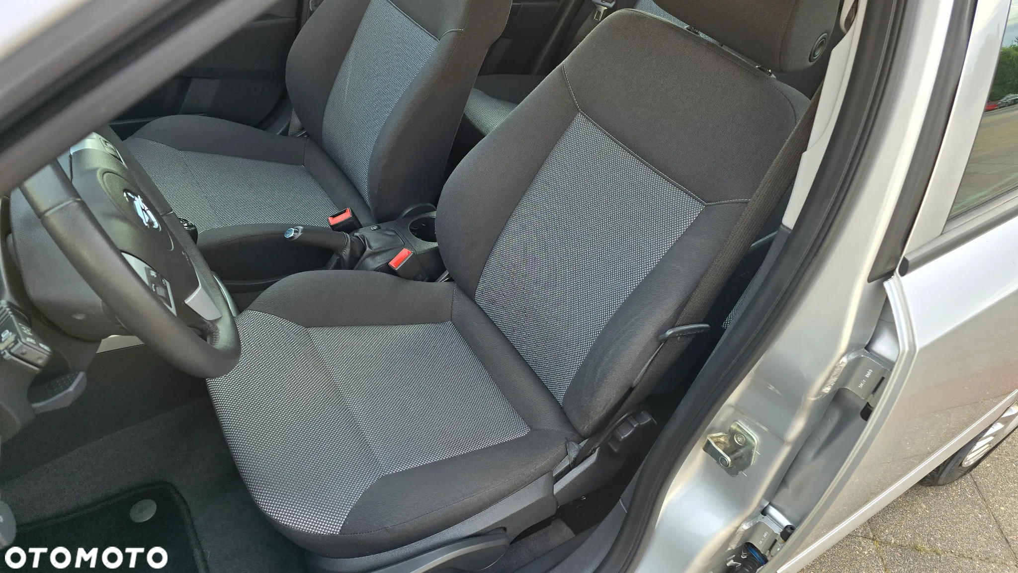Opel Astra - 24