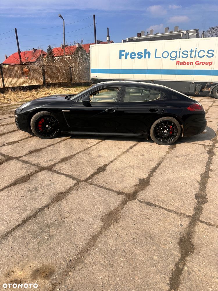 Porsche Panamera Standard - 2
