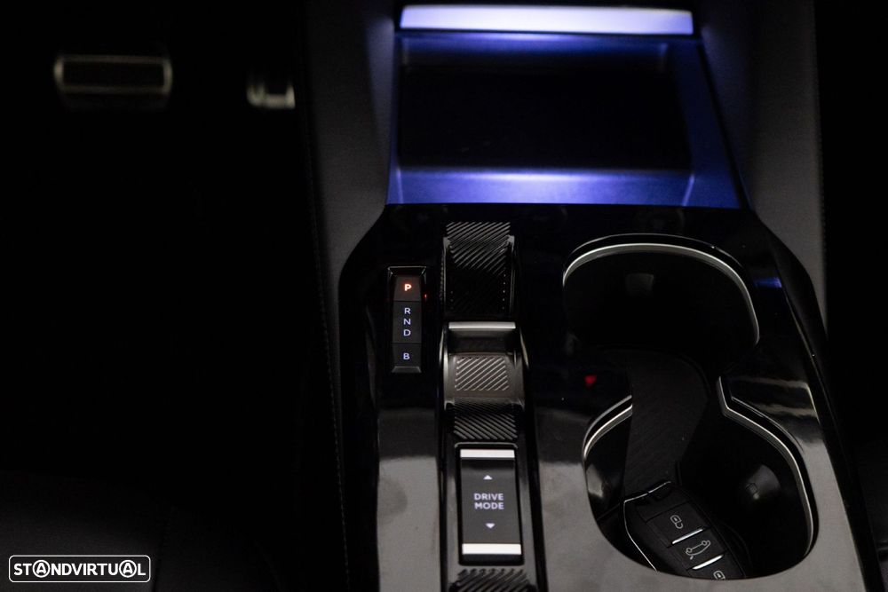 Citroën C5 X 1.6 Hybrid Shine Pack e-EAT8 - 29