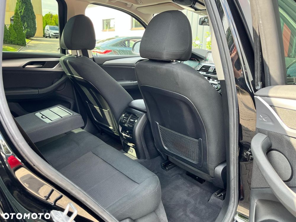 BMW X3 xDrive20i GPF - 28