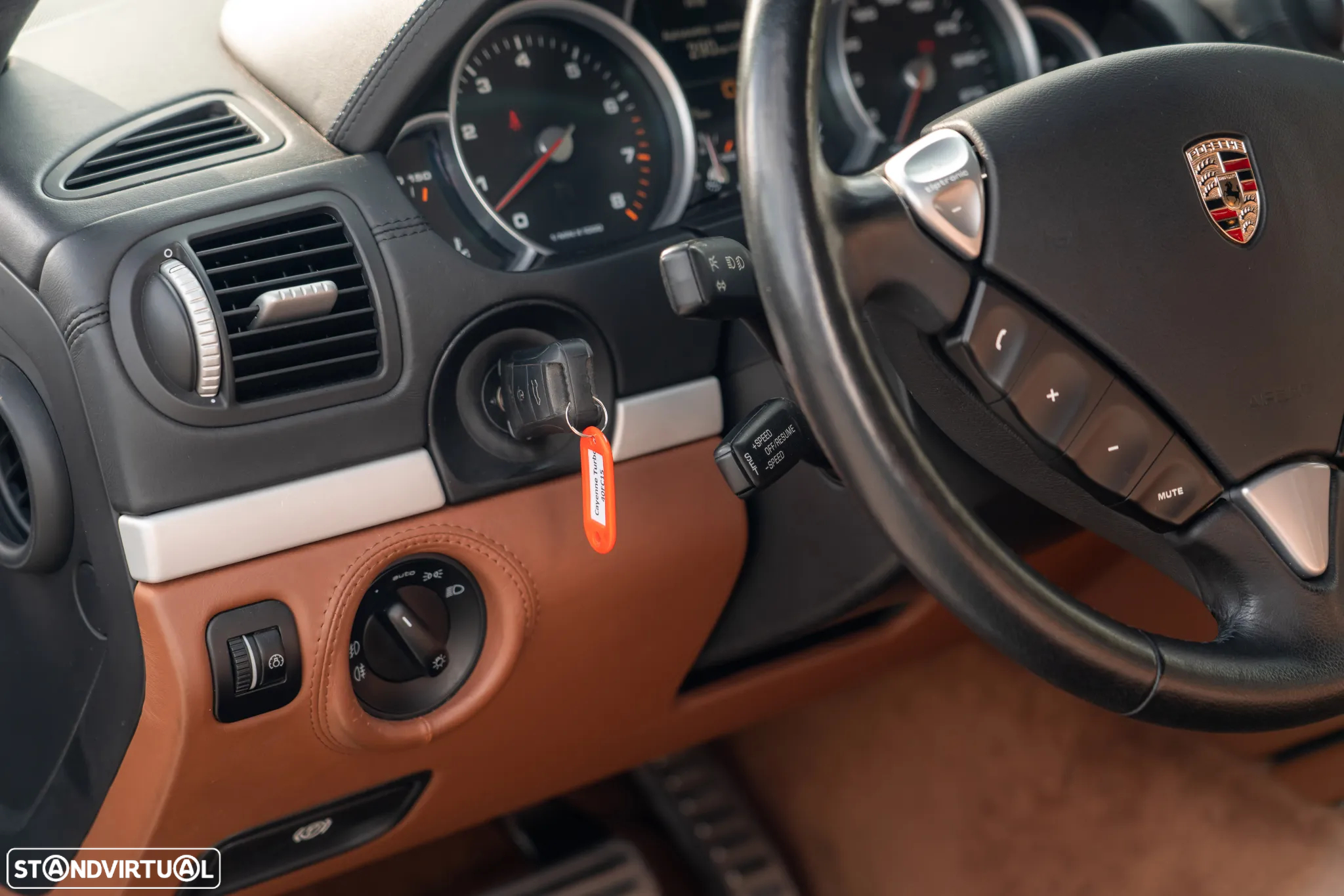 Porsche Cayenne Turbo - 14