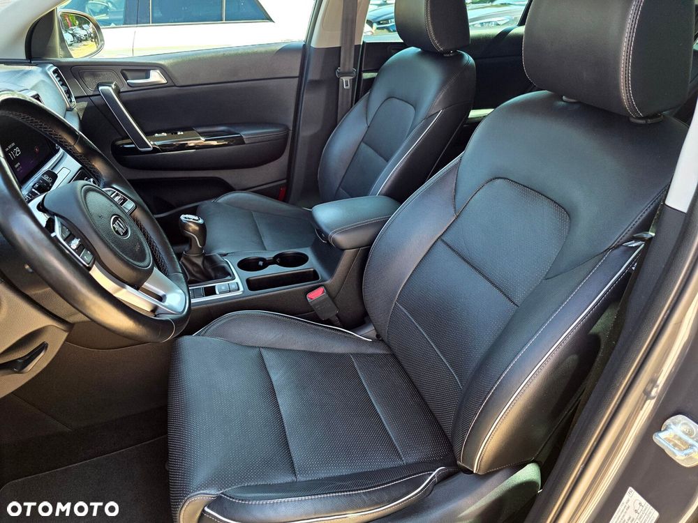 Kia Sportage - 15