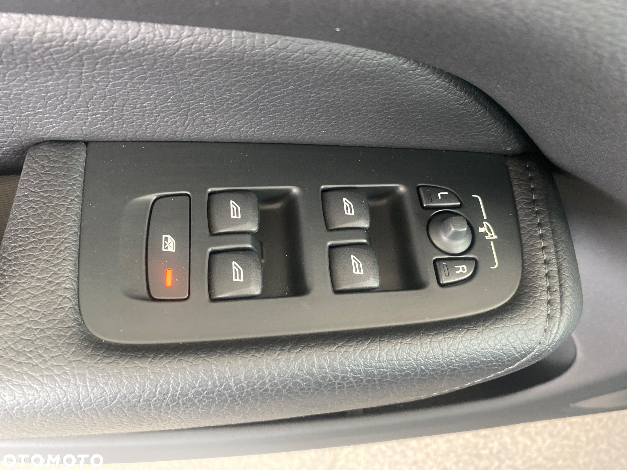 Volvo XC 60 T5 Inscription - 12