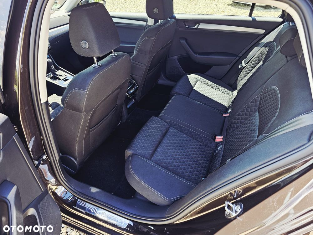 Skoda Superb 2.0 TDI DSG Ambition - 20