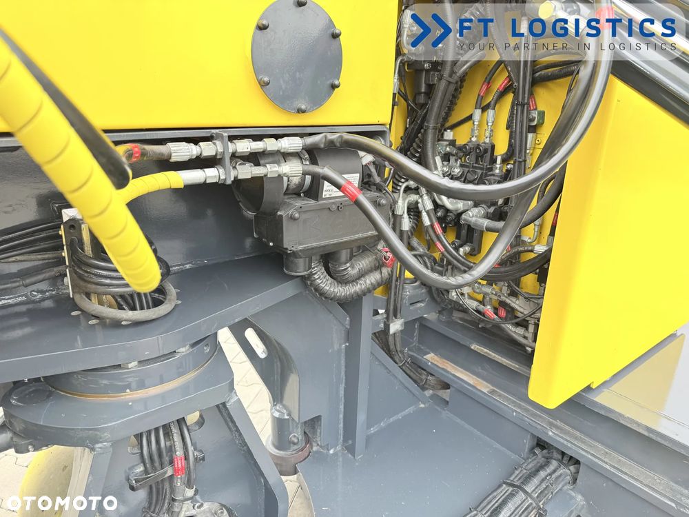 Combilift WÓZEK CZTEROKIERUNKOWY - WIELOKIERUNKOWY | COMBILIFT C3000STE | ELEKTRYCZNY | TRIPLEX 6100MM | SZEROKI POZYCJONER WIDEŁ | WOLNY SKOK | PEŁNA OGRZEWANA KABINA | STAN IDEALNY | Szeroka oferta wózków czterokierunkowych i bocznych, dopasowanych do różnorodnych potrzeb i zastosowań - 41