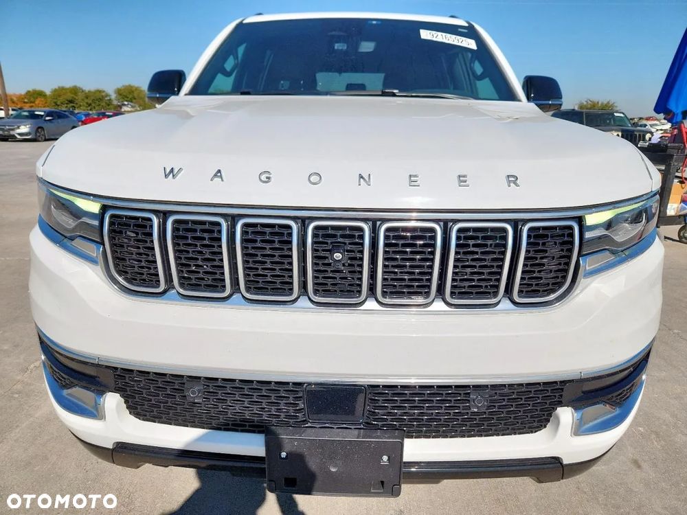 Jeep Wagoneer - 2