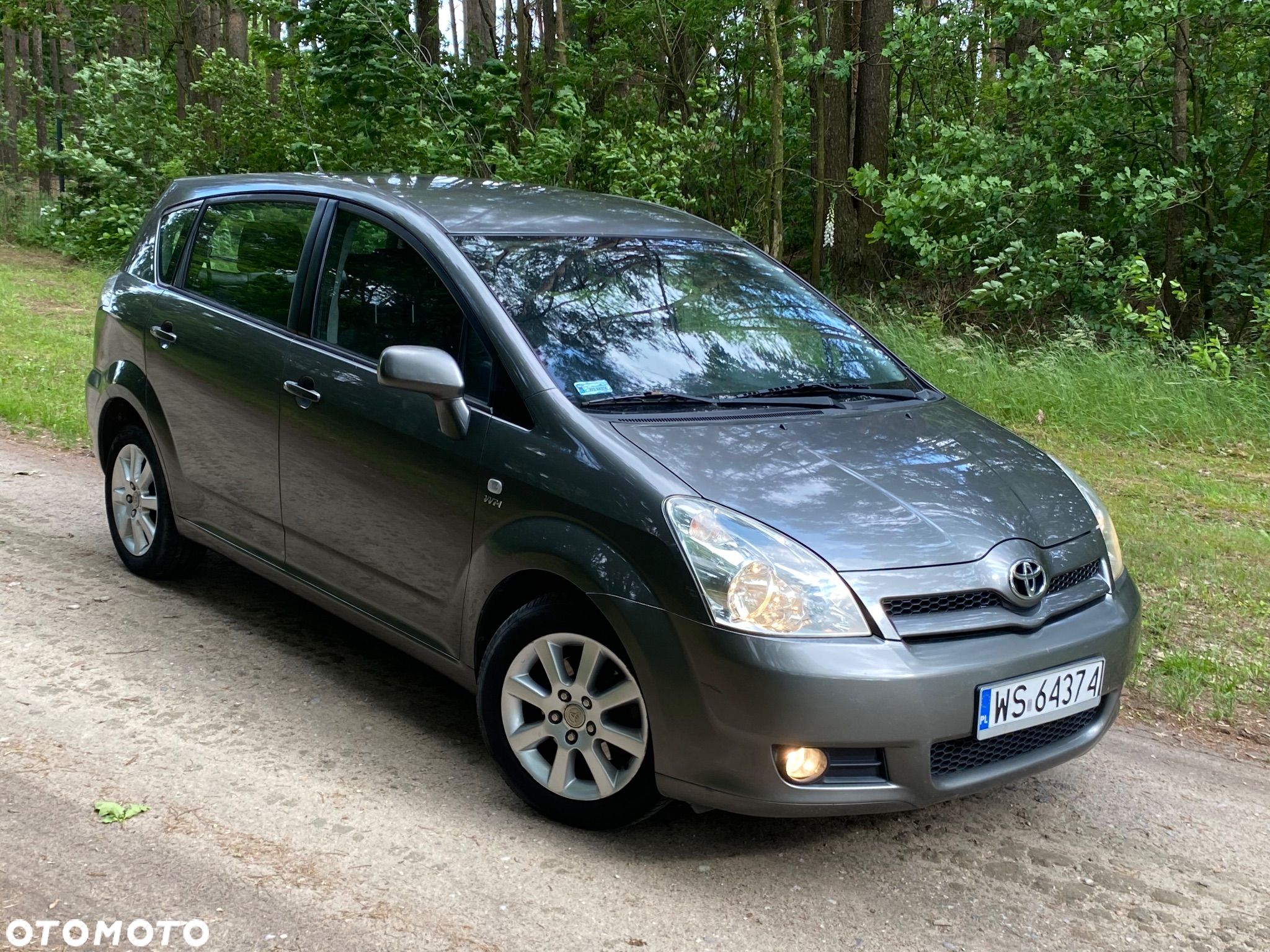Toyota Corolla Verso 1.8 Prestige + - 1