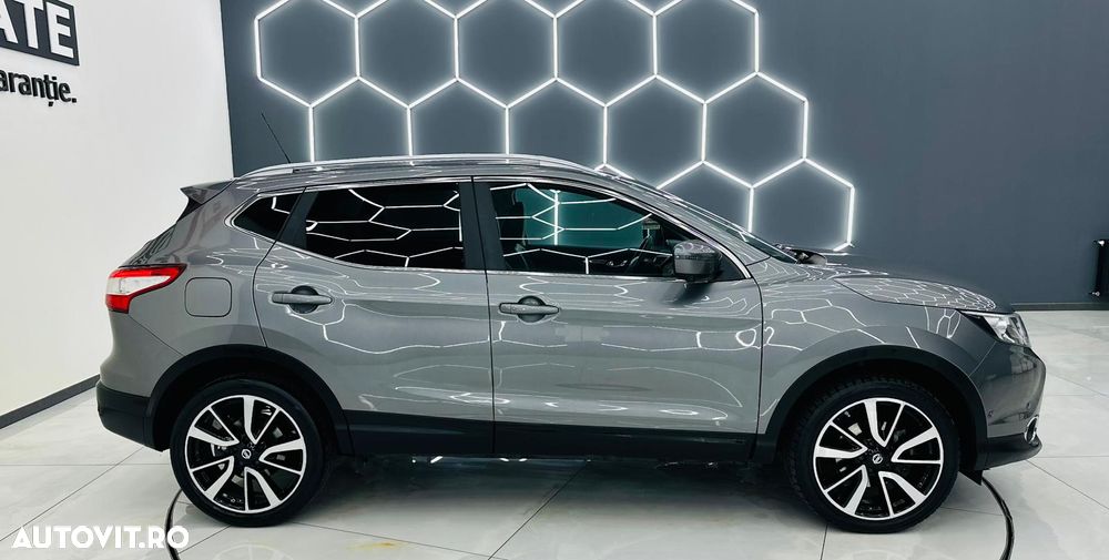 Nissan Qashqai 1.6 DCI TEKNA - 34
