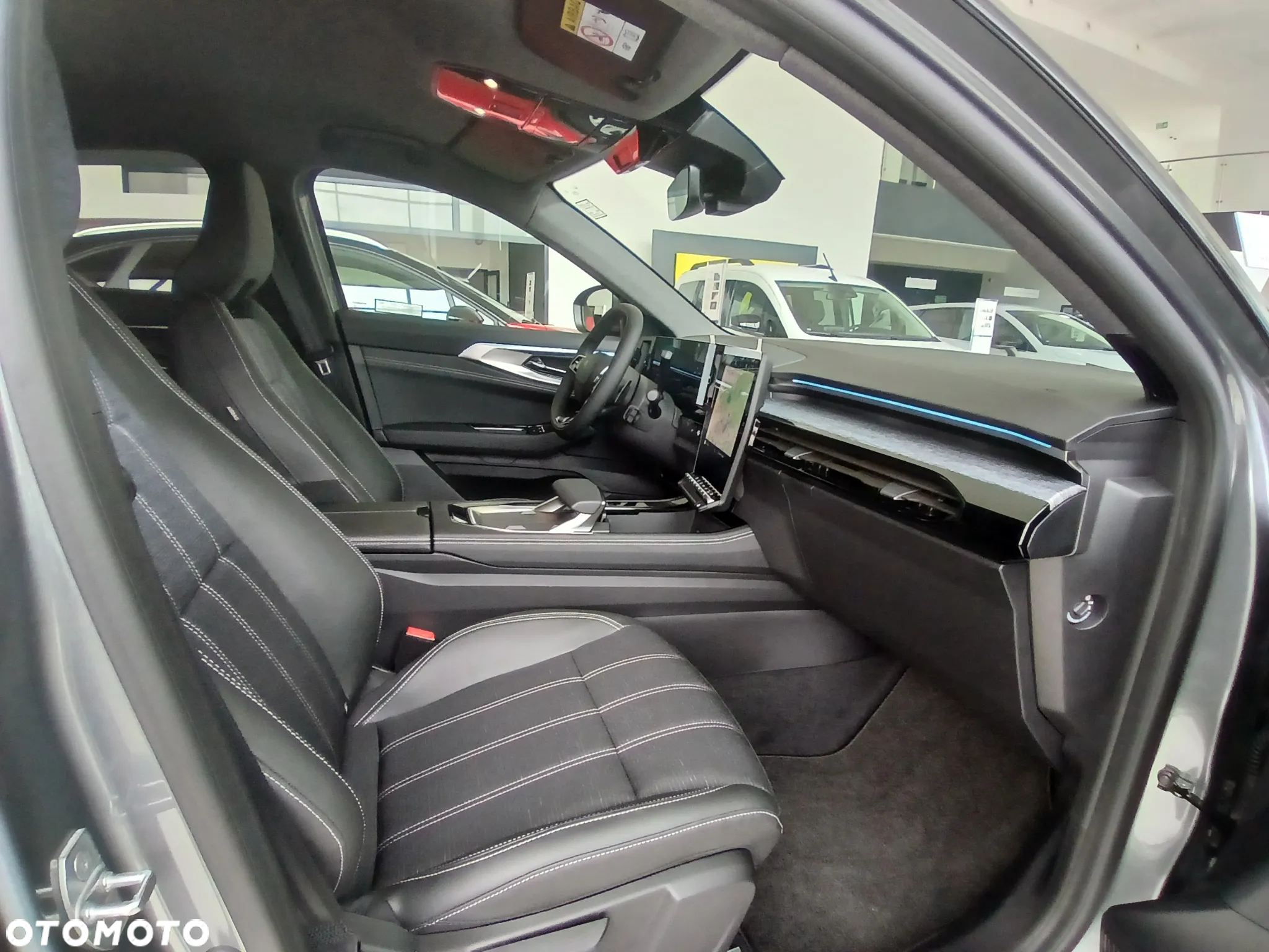 Renault Austral 1.3 TCe mHEV Techno - 12