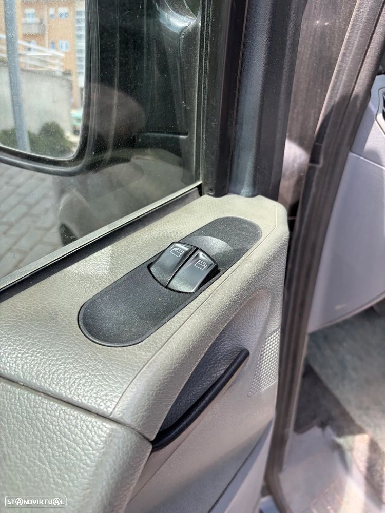 Mercedes-Benz VITO 115 CDI - 9