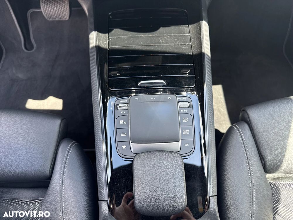 Mercedes-Benz GLA 250 e - 18