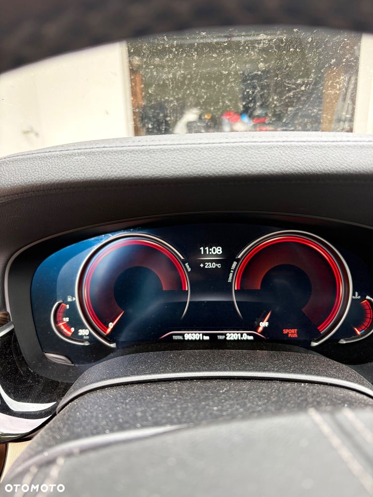 BMW Seria 5 540i Luxury Line sport - 6