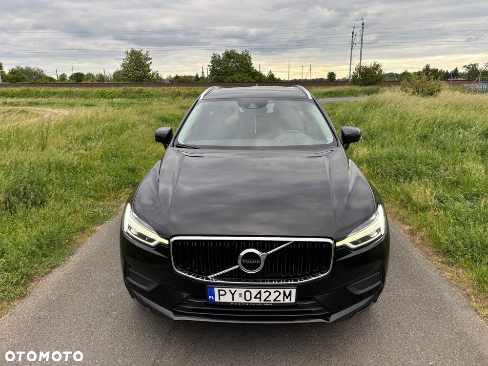 Volvo XC 60 B4 D AWD Momentum Pro - 32