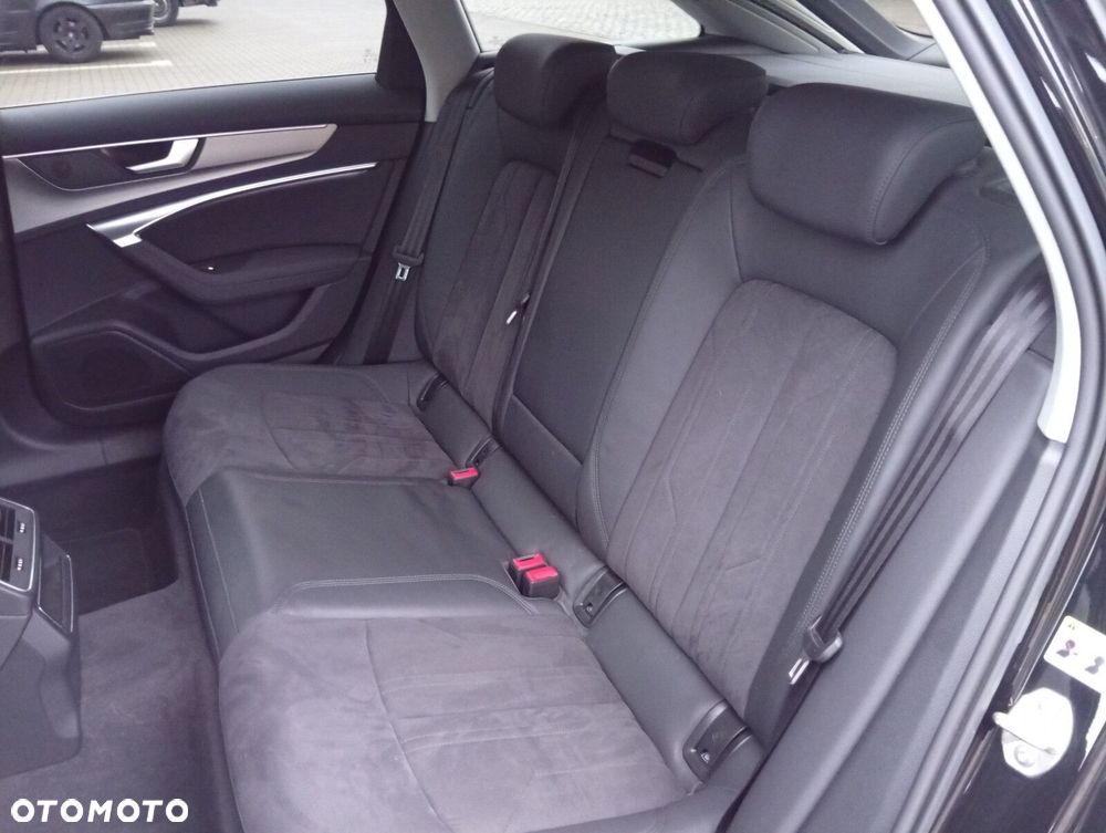 Audi A6 Allroad - 12