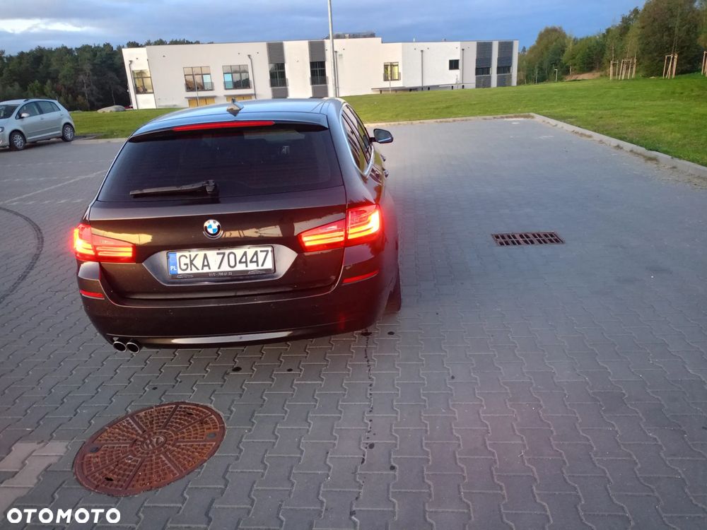 BMW Seria 5 520d xDrive - 3