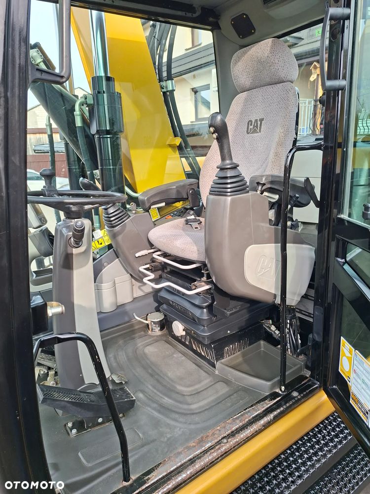 Caterpillar CAT M 313 D - 32