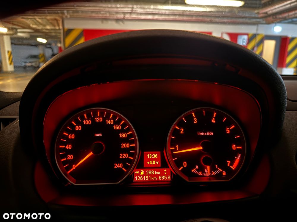 BMW Seria 1 118i - 3