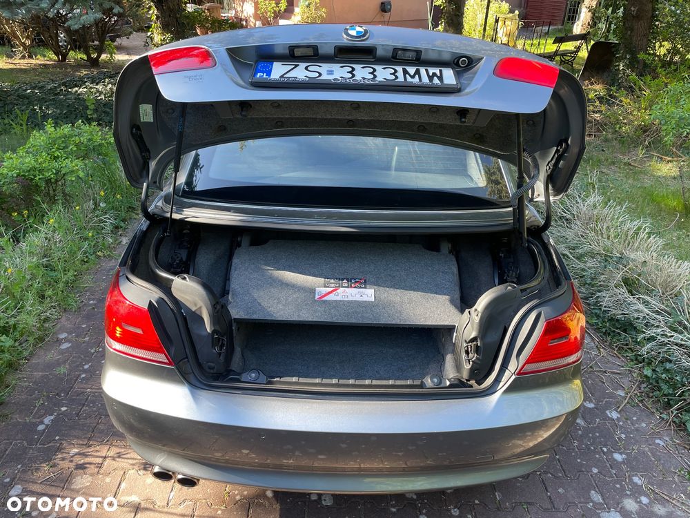 BMW Seria 3 325i Cabrio - 6